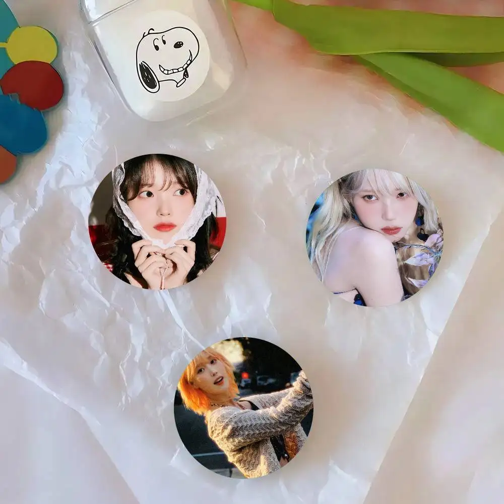 Korean Singer I-IU Round Badge Lapel Pins For Backpacks Briefcase Laser Brooch Clothes Gifts