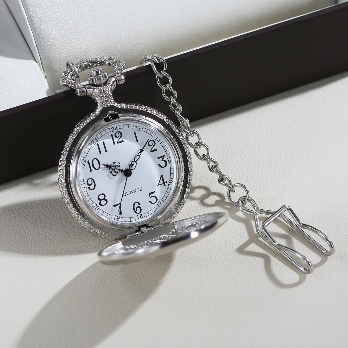 relogio-de-bolso-relogio-de-bolso-de-quartzo-classico-com-corrente-para-pendurar-relogio-de-bolso-delicado-de-alta-qualidade-com-abertura-automatica-relogio-sentimental-de-luxo