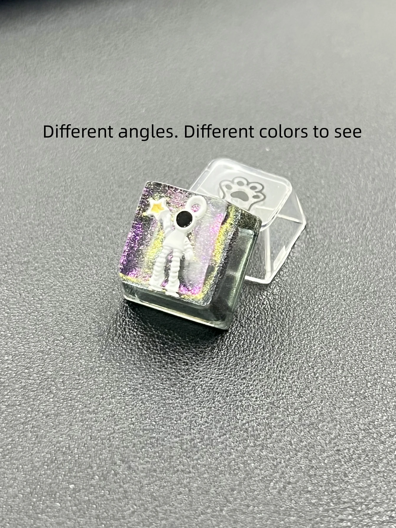 1Pcs 귀여운 고품질 뜨거운 판매 다채로운 반투명 스타 우주 비행사 키 캡 크로스 샤프트 기계 키보드 키 캡 액세서리