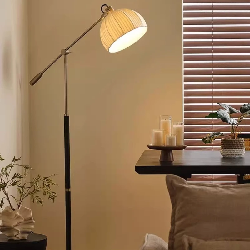 الفرنسية قاعدة خشبية الحديد المطاوع الروك الذراع LED مصابيح أرضية النسيج عاكس الضوء غرفة المعيشة غرفة نوم مطعم مكتب الدائمة الخفيفة
