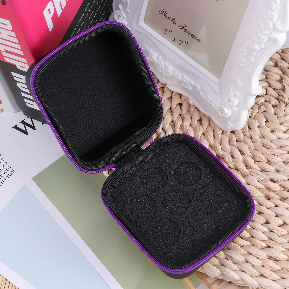 1Pcs Essential Oils Storage Holder 7 Slots 5Ml Capacity Hard Shell Case Shockproof Water Resistant Travel Bag Roller Bottle