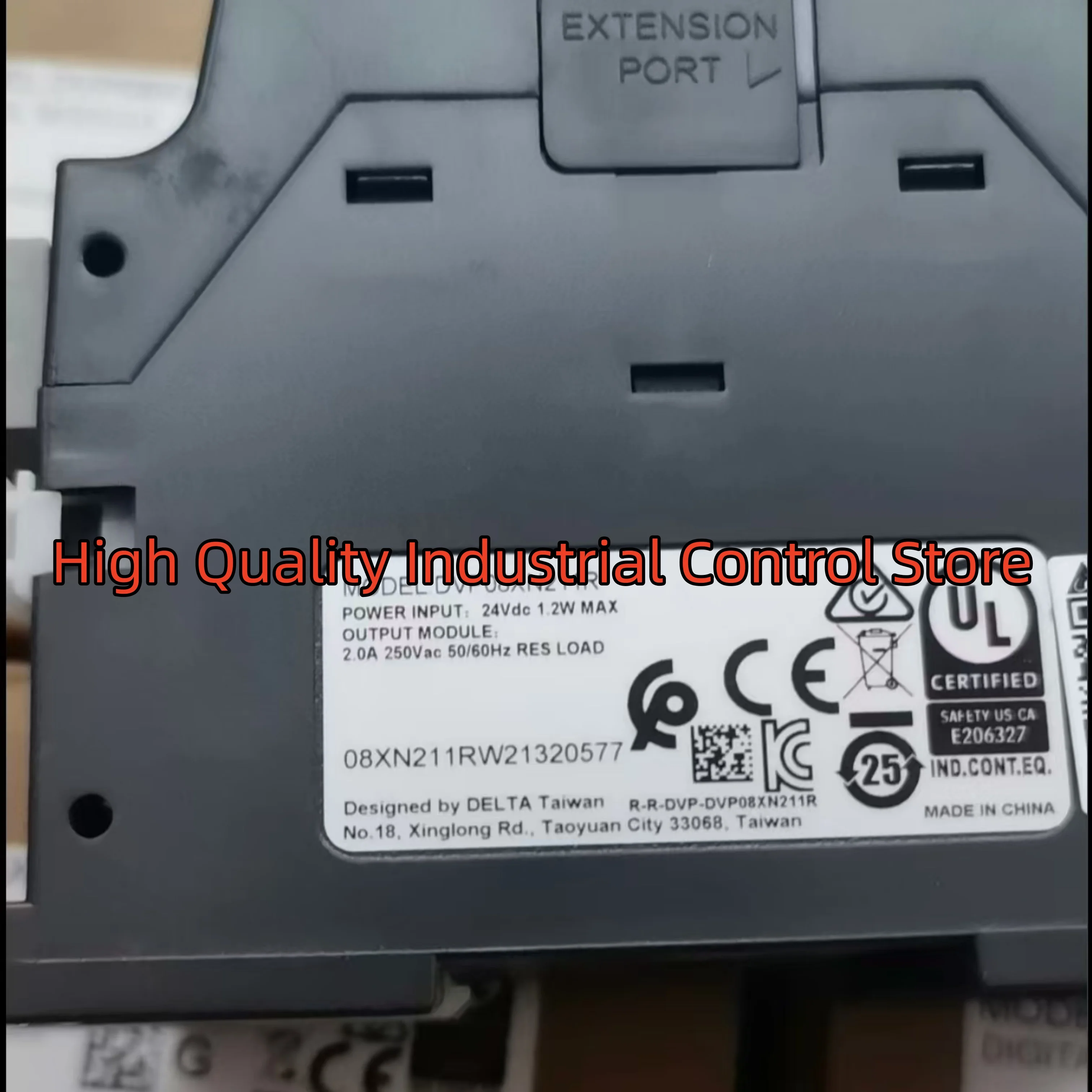 

New in box DVP08XN211R DVP08XN211T DVP08XP211R PLC Module