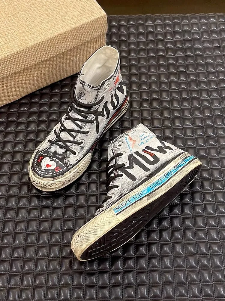 Men Korean Style Hand-Painted Vulcanize Shoes Lace-Up Flats Ankle Footwear Fashion Casual Heart High Top Sneakers Hot Sale