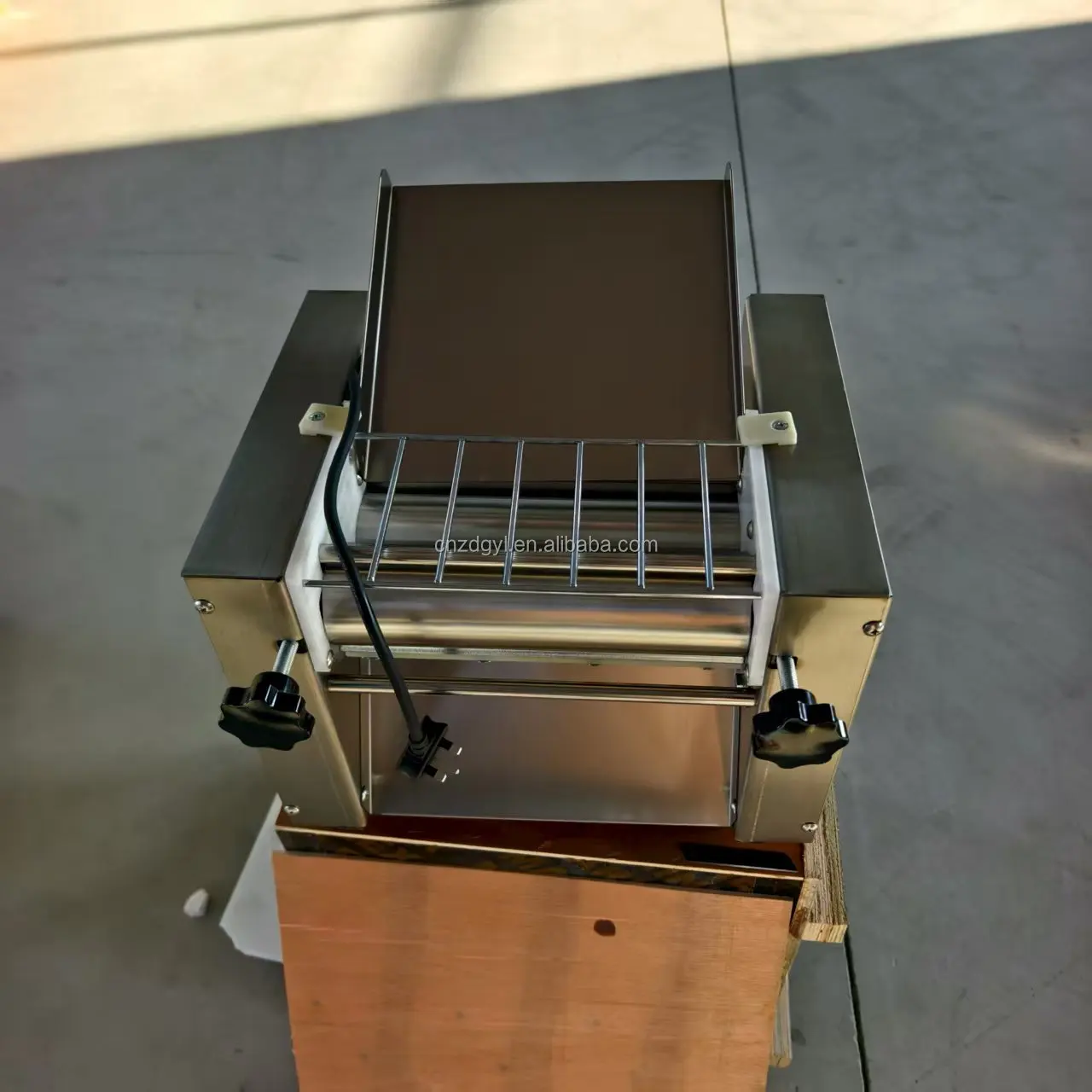 Commercial Stainless Steel Dough Press Desktop Multifunctional Electric Small Dough Mixer