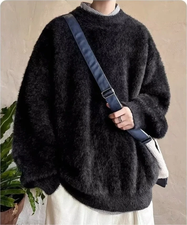 

Men's Thickened Knitted Sweater Faux Fur Lined Winter Warm Pullover Loose Fit Casual Oversized Round Neck Sweater