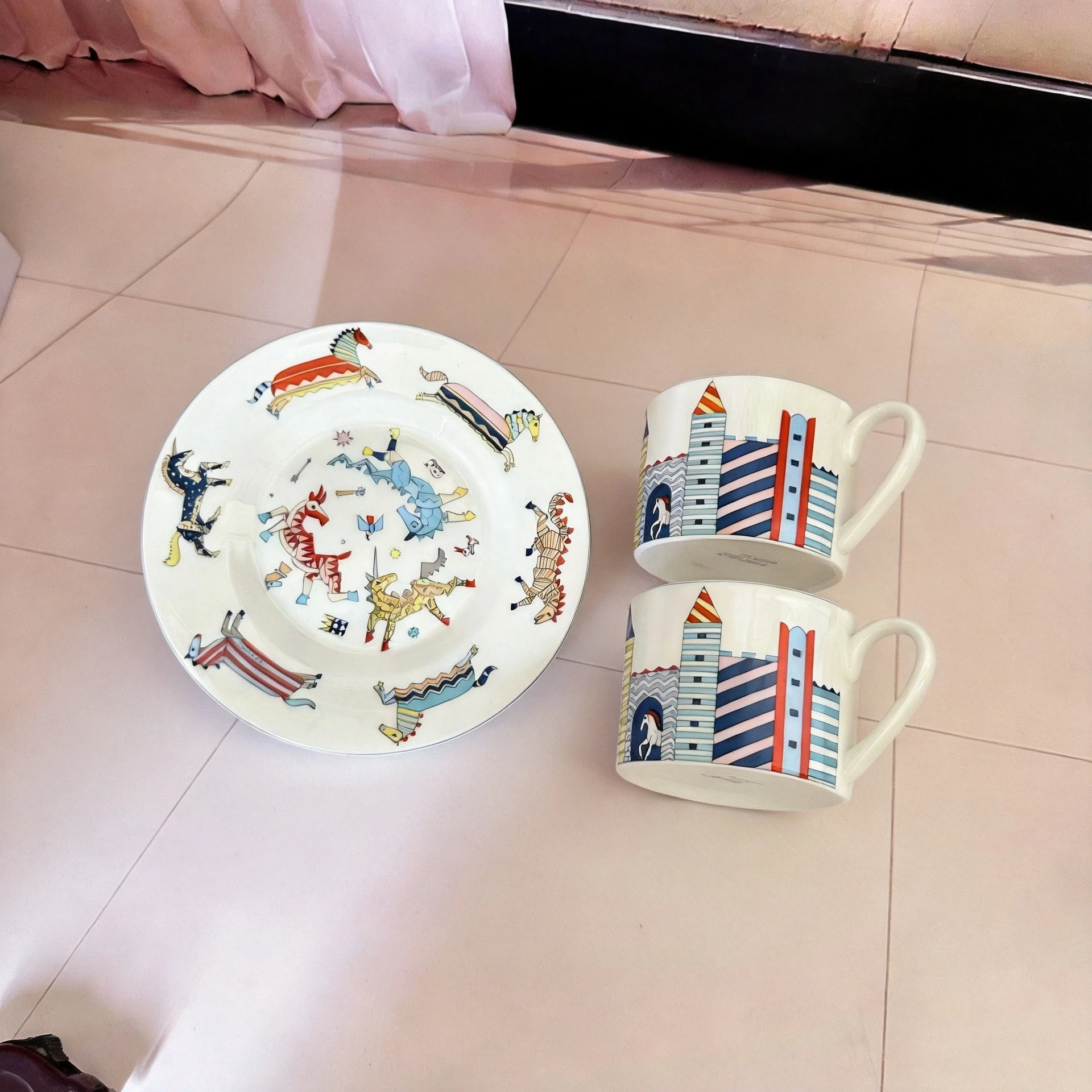 Cartoon Children's European Zoo Ceramic Baby Tableware Rice Plate Set Mug Dessert Plate Meal Bowl Flat bottomed Cup