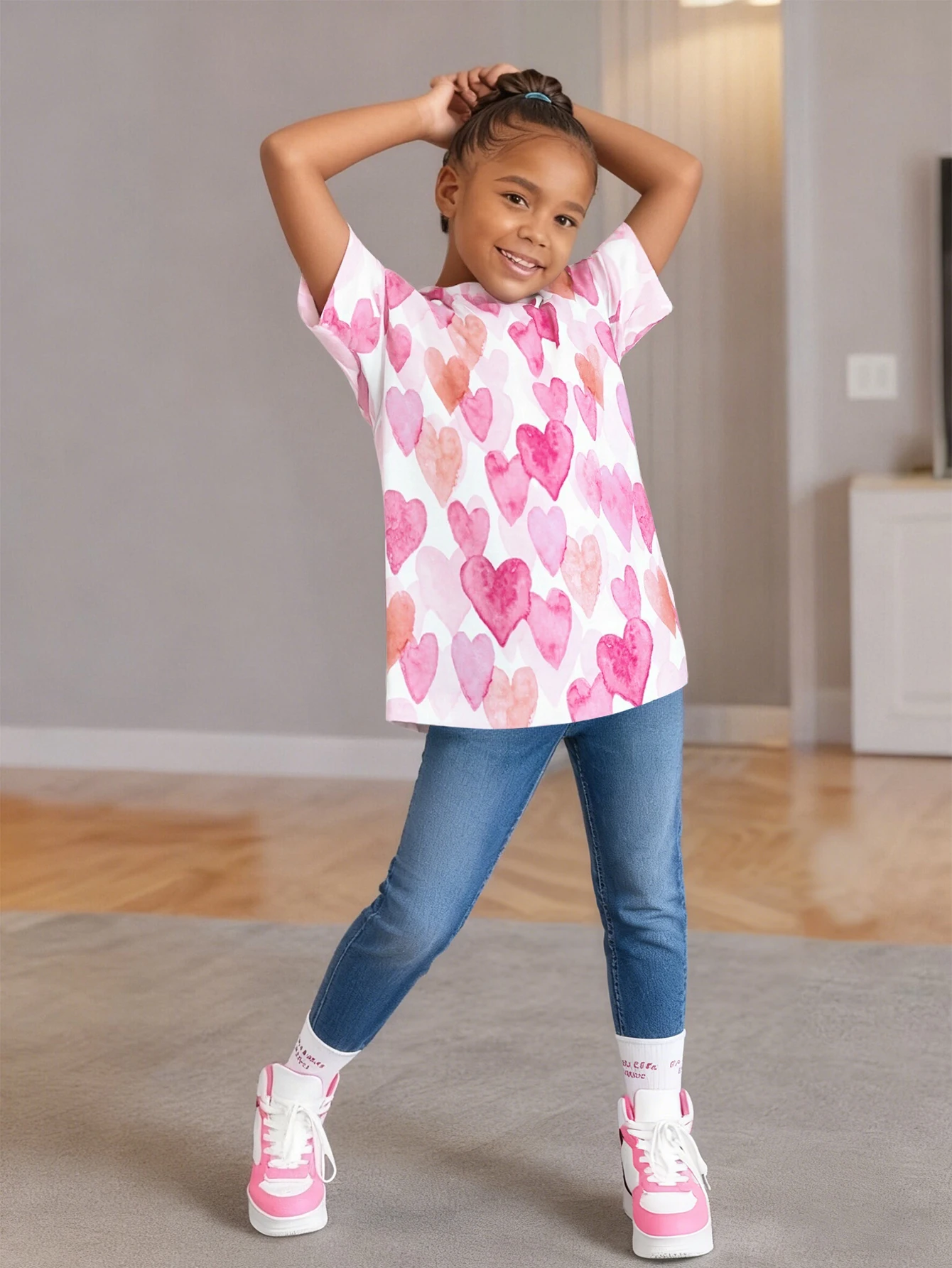 

2026 Girls' Summer Love Print Loose T-Shirt Pink and White Watercolor Heart-Shaped Short Sleeve Medium and Large Kids Casual Top