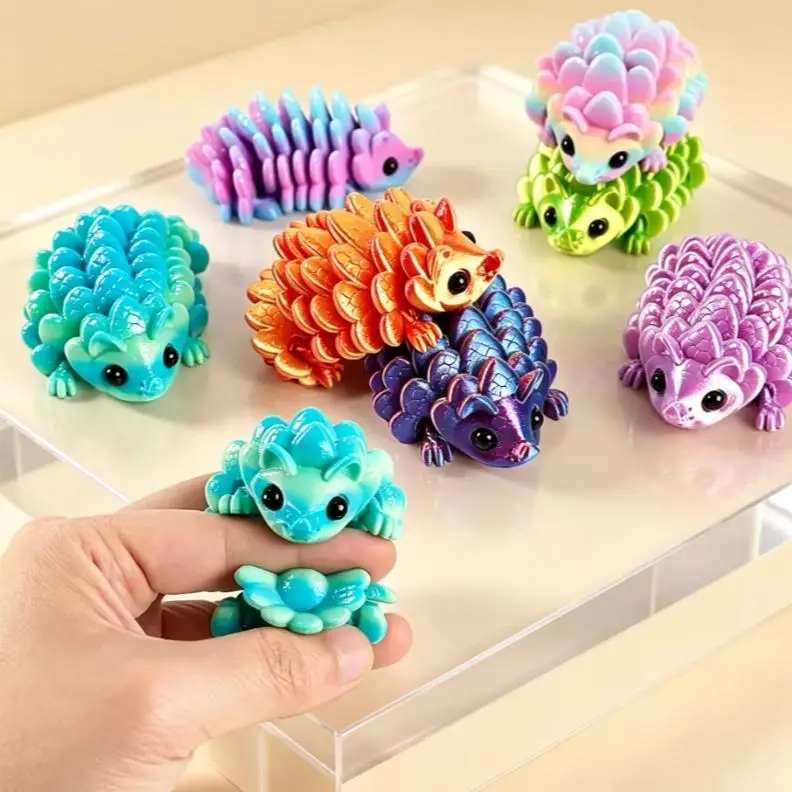 3D Printed Articulated Hedgehog Figurine,Realistic Flexible Joints Collectible Toy,Versatile Home Office Desk Decor Gift
