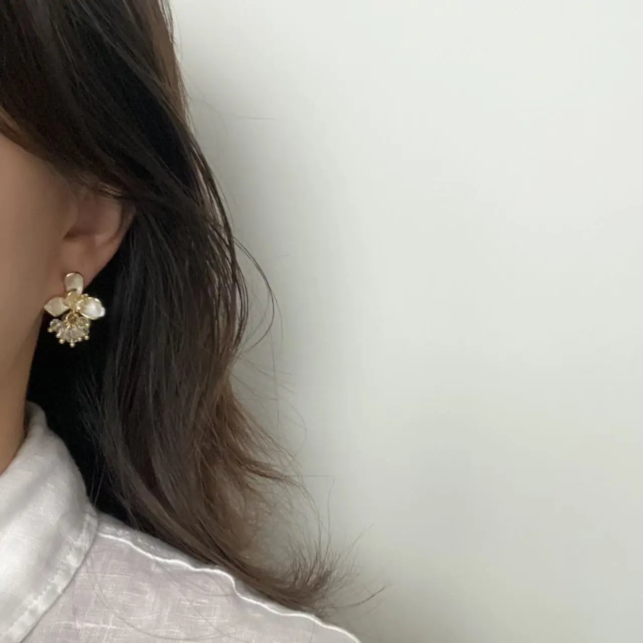 Temperament Drop Glazed Flower Beaded Tassel Earrings Niche Design High-end Feeling French Style Small Fragrance Earrings