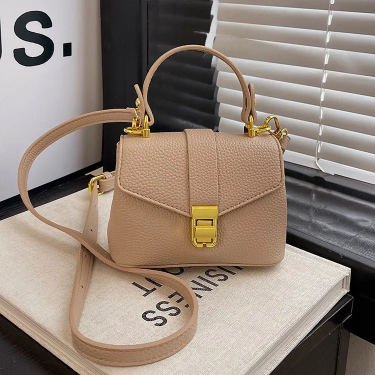 

Винтажная седельная сумка для женщин, осень-зима 2025 года, коричневая сумка через плечо Maillard, ретро сумка на плечо, модная сумка-тоут ​