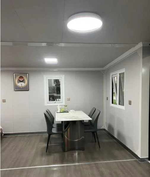 บ้านพับที่ทันสมัยขยายได้พับและพกพาได้ 20ft บ้านคอนเทนเนอร์แผงแซนวิชสําเร็จรูป