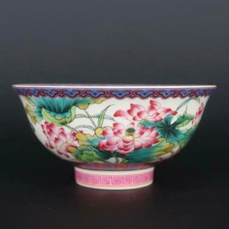 

Chinese Famille Rose Porcelain Qing Qianlong Lotus Design Bowl 5.6 Inch