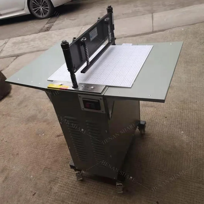 Automatisierung Stoffschneidemaschinen Industrielle Roll Fric Schneidemaschine Textilschneider Rundmesser