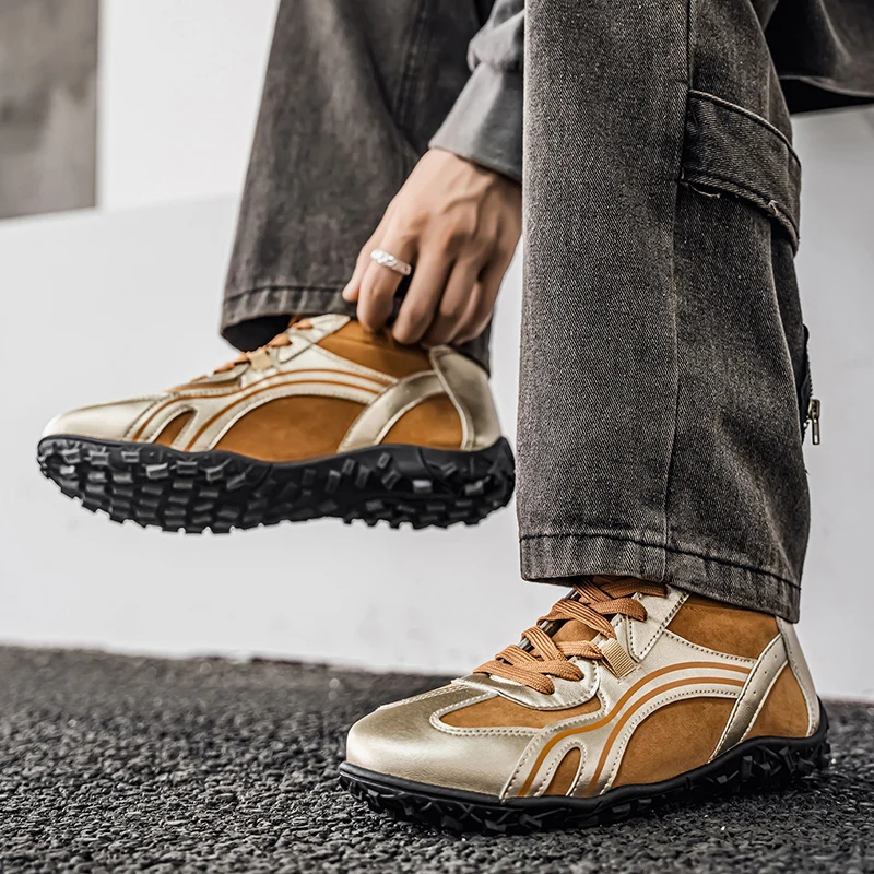 2025 الخريف والشتاء جديد عالية الجودة الأحذية الجلدية كبيرة الحجم أحذية العمل الرجال أحذية التنزه غير رسمية الكورية نمط أحذية رجالي