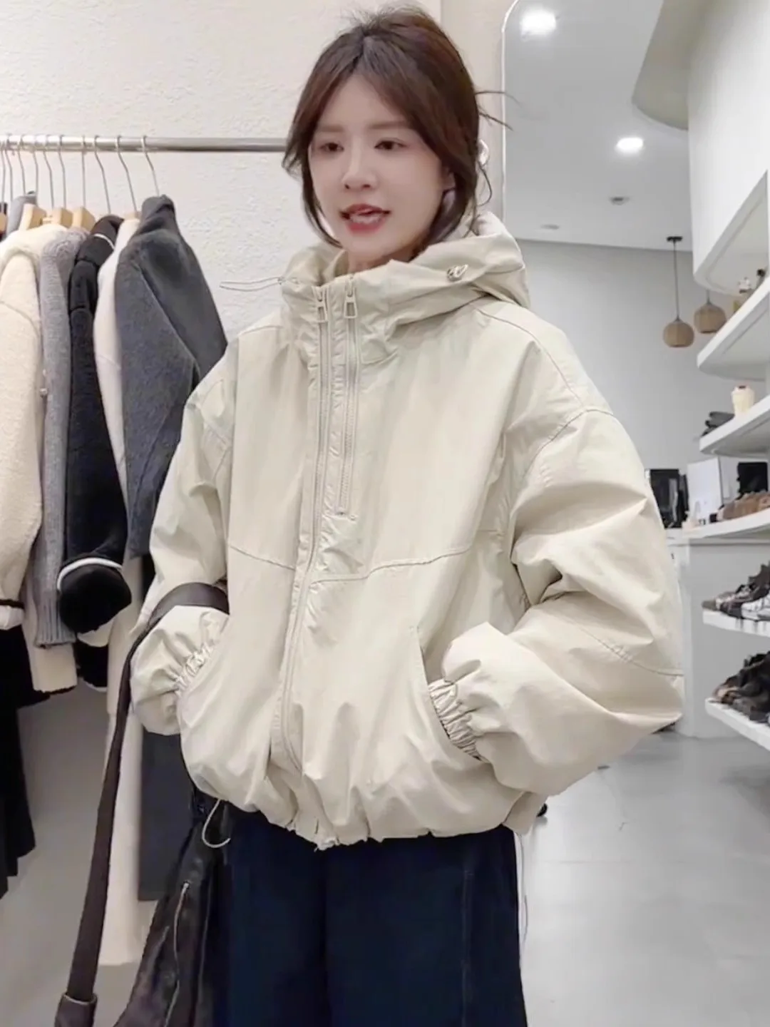 Short Hooded Jacket Women's Autumn New Style Zipper Korean Style Youthful Loose Casual Jacket Top Windproof Daily Wear