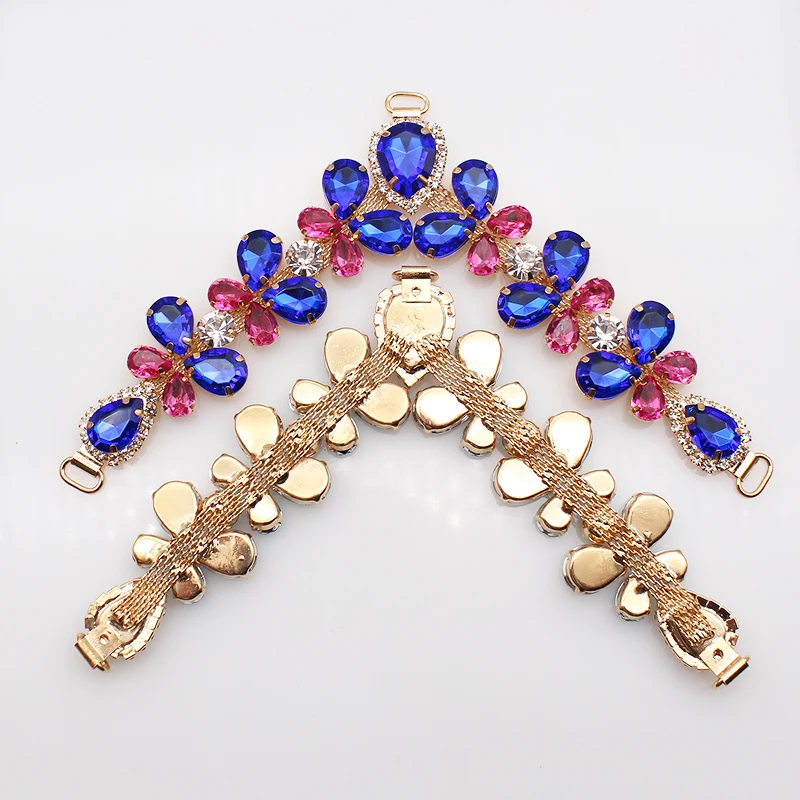 Fashion 1pcs Crystal Butterfly V-shaped Sandals Decoration DIY Beach Flip-Flops Decoration Clothing Bikini Link Jewelry