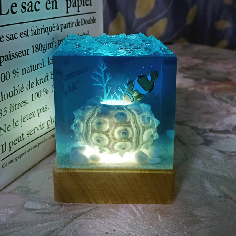 Marine Organism Cube Organism Resin Table Light Creactive Art Decoration Lamp Miniature Landscape Night Light USB Charge