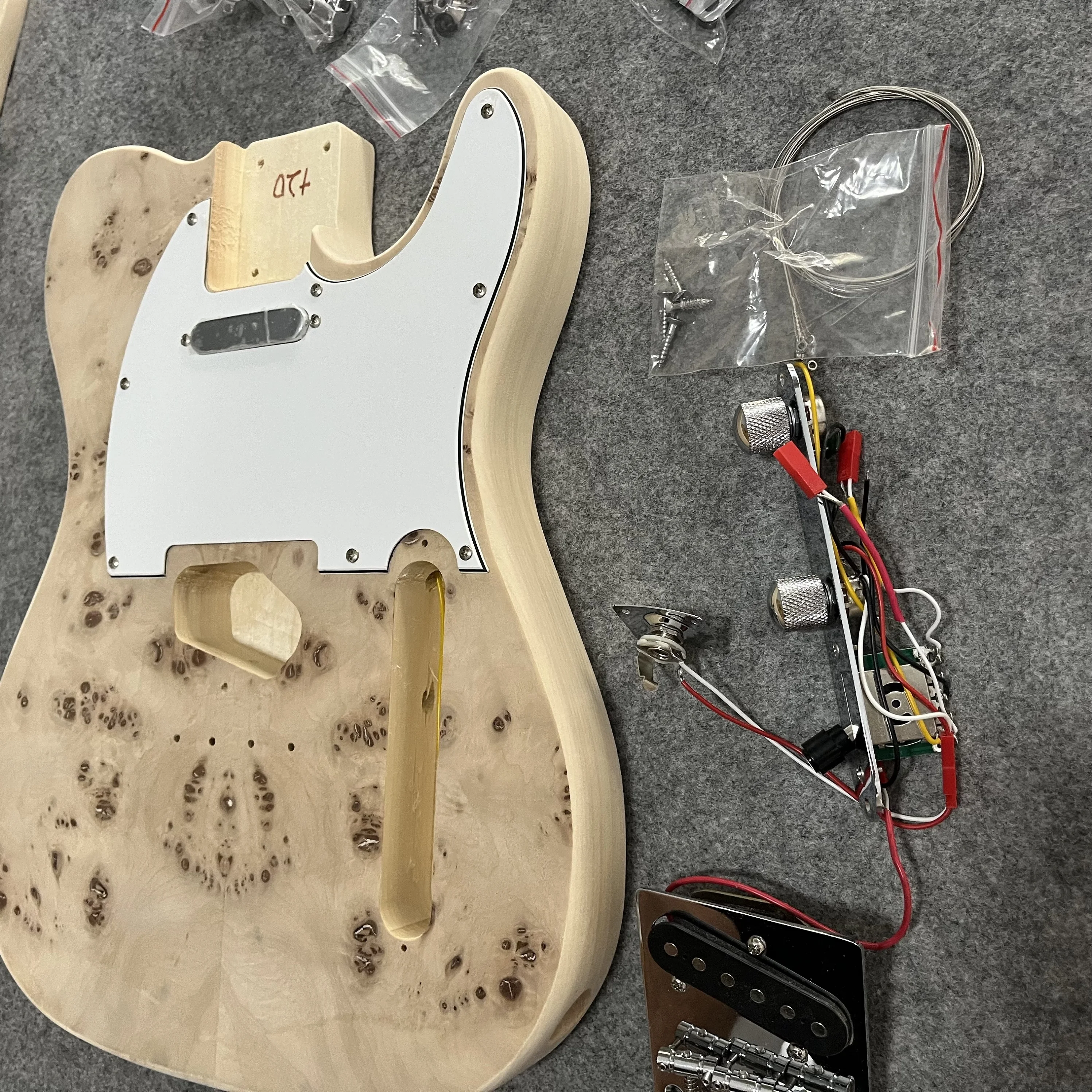 TL Electric Guitar Kit with Burl Veneer, Unfinished DIY Guitar, Basswood Body, Maple Fingerboard,Eléctrica Guitarra