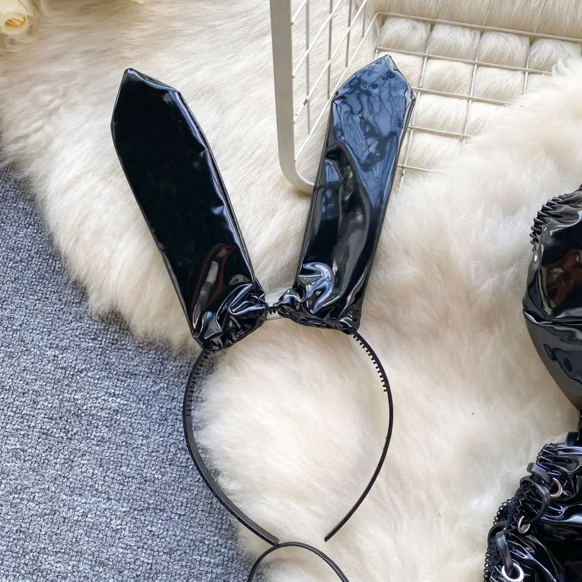 Set di tute slim con reggette senza spalline per ragazza di coniglio in pelle PU Set di lingerie pornografica esotica per feste Cosplay Body con lacci sexy