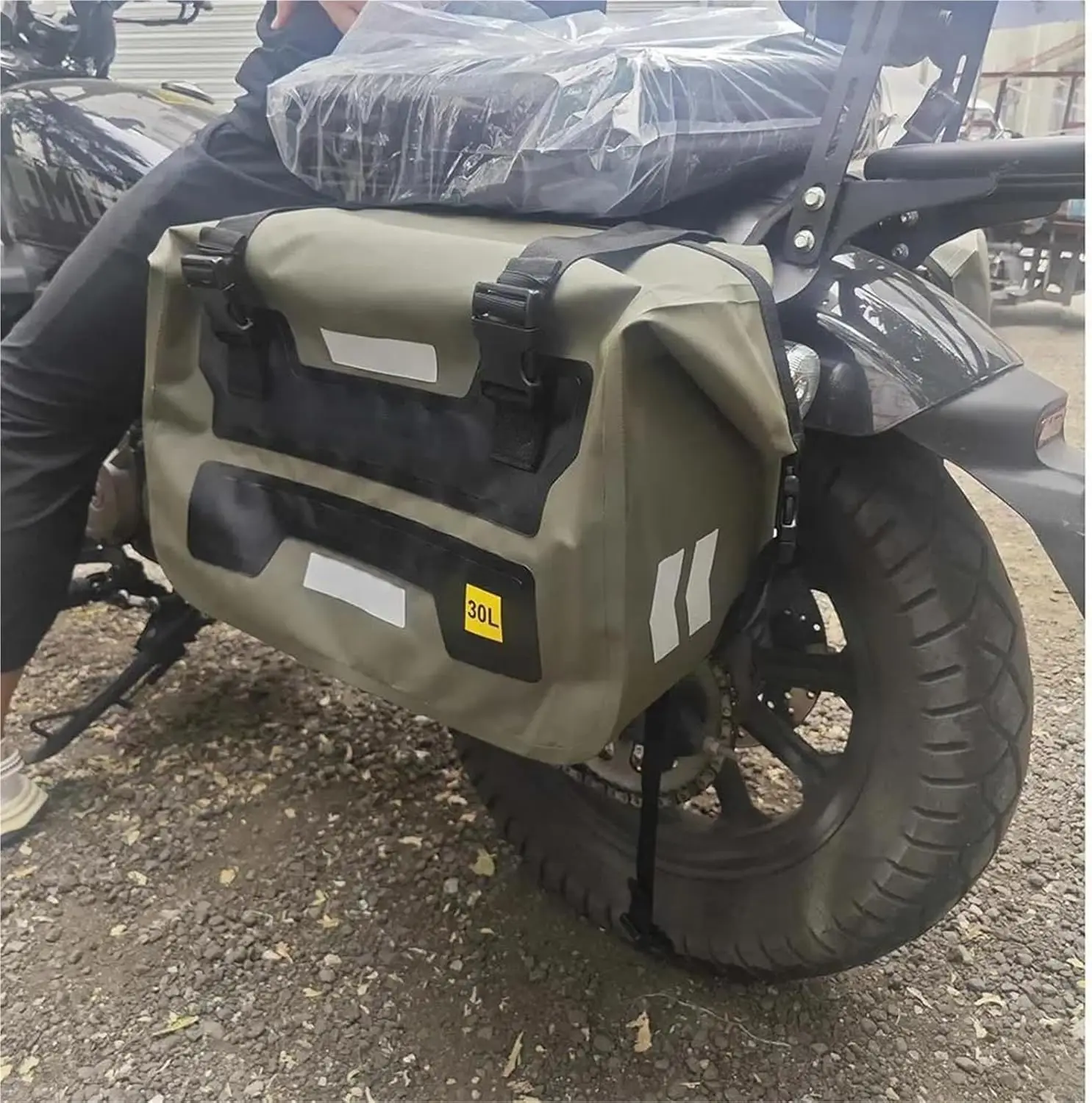 Waterproof bag, for water exploration, not panicking in water, protecting valuable products