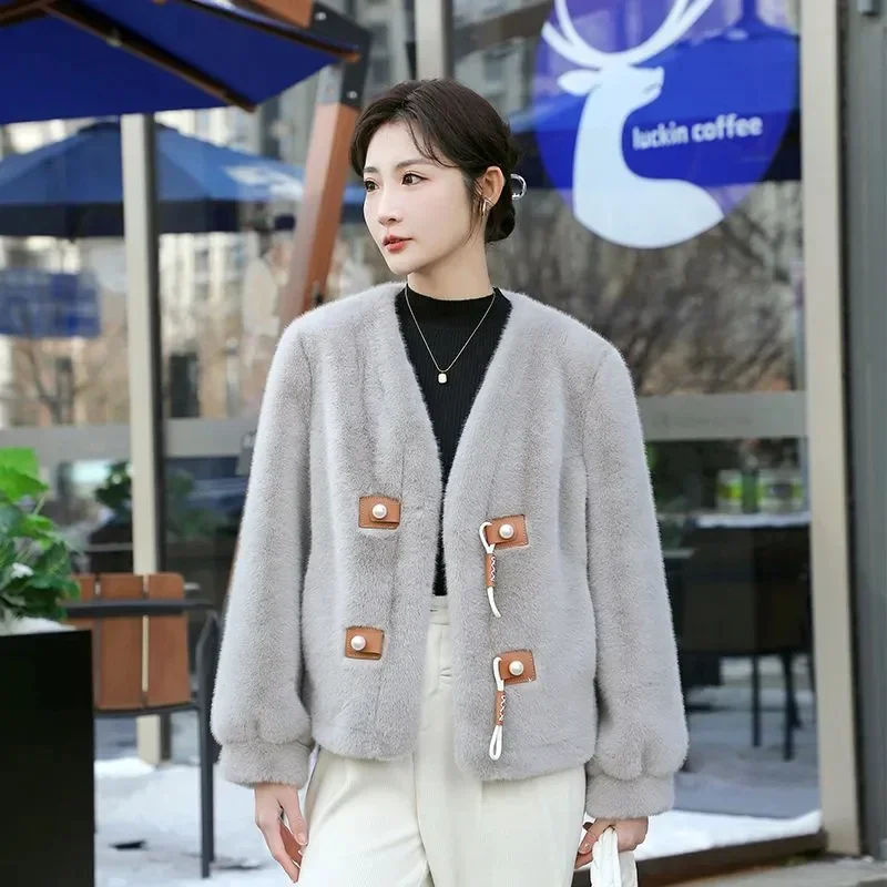 Pop 2024 Spring And Autumn Women Lazy New Eco Friendly Mink Fur Retro Coat Chinese Loose Fit Coat Fashionable Pearl Buckle Cardi