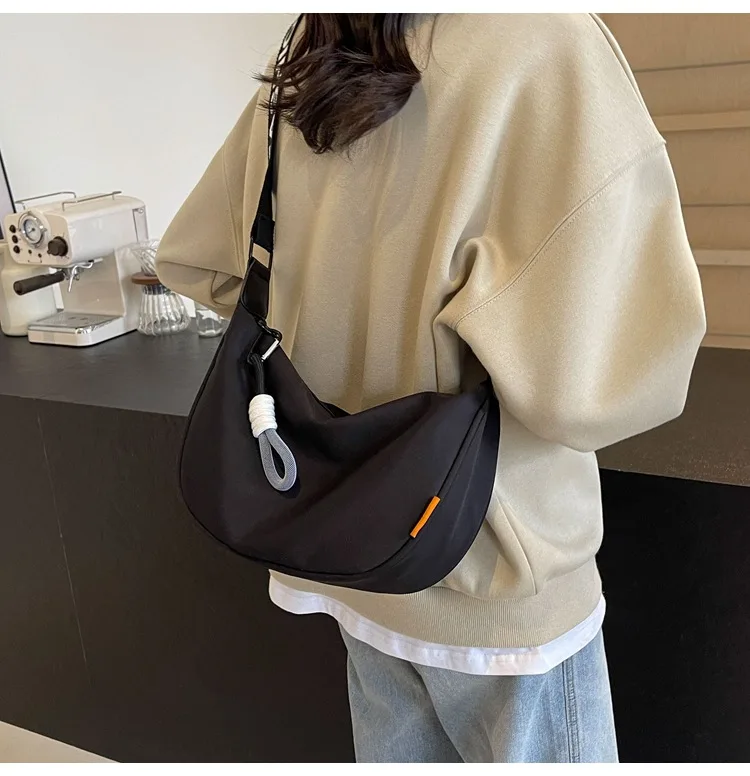 Mode Umhängetasche Einfache Breite Schulter Gurt Design Einzelnen Schulter Tasche Original Stil Pendeln Knödel Frauen Tasche – Detail 5
