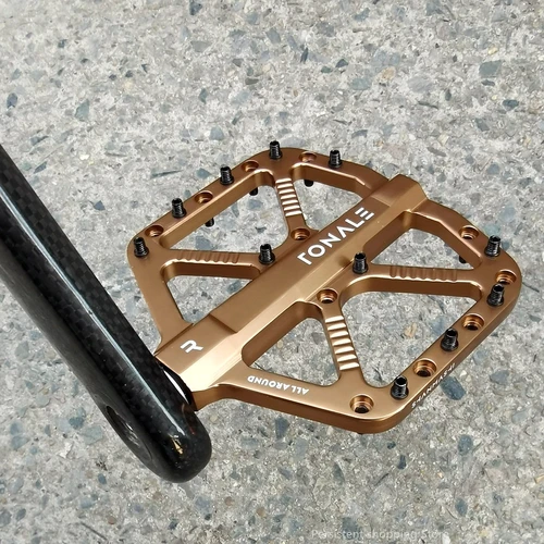 2025 nuevos pedales ultraligeros para bicicleta de montaña CNC aleación de aluminio pulido 3 pedales de rodamiento MTB Dirt Bike pedales de bicicleta antideslizantes