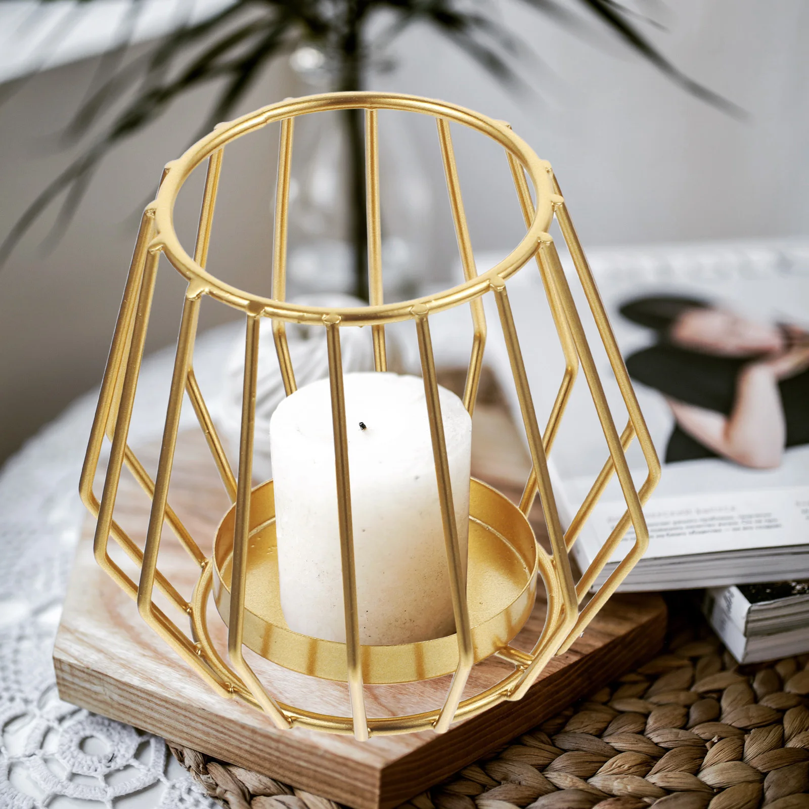 

Iron Hollow Holder Geometric Tealight Stand For Wedding Home Decor Modern Style Tabletop Tea Light Base