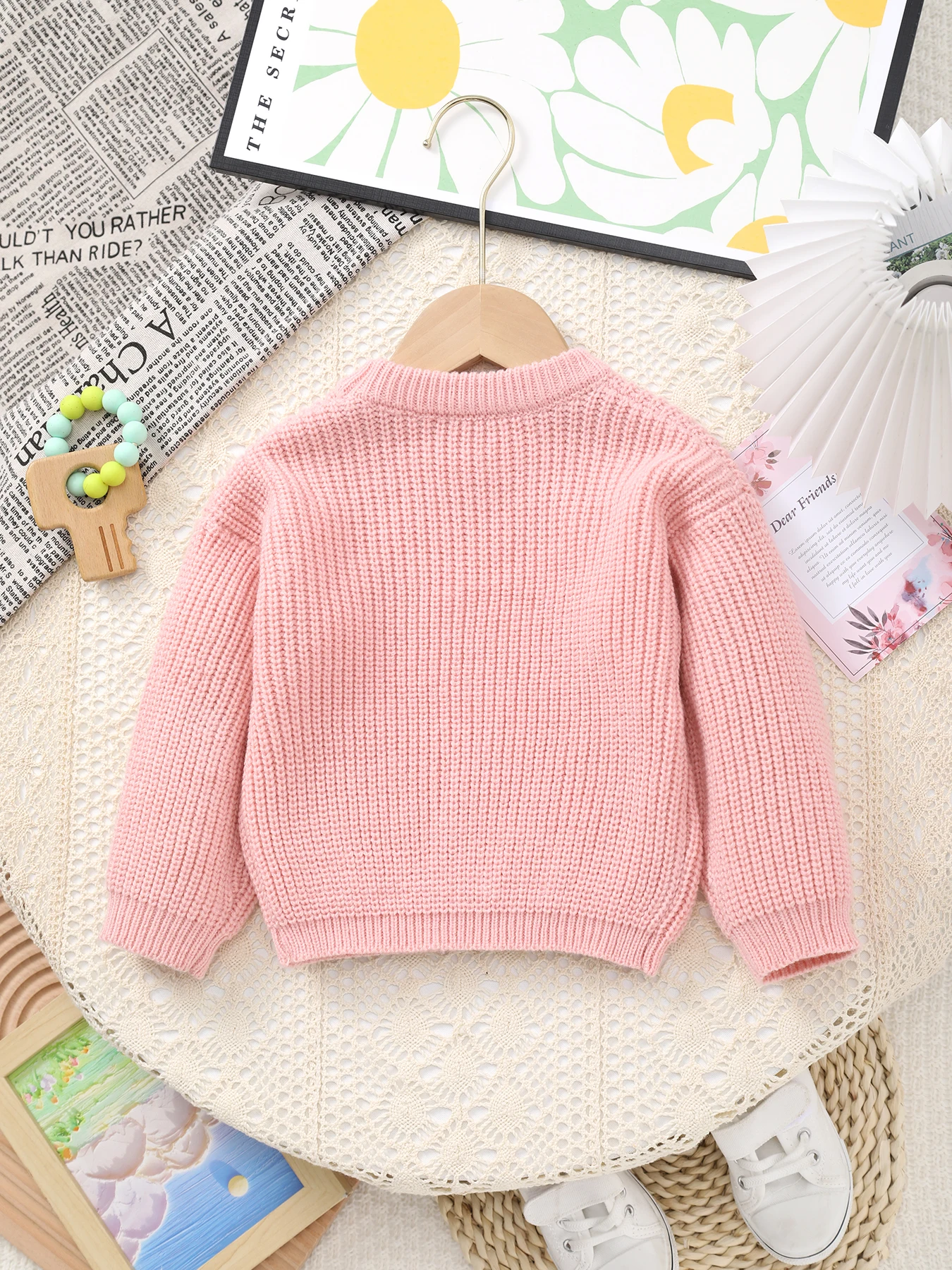 Baby Girl Knitted Round Neck Sweater with Letter Big Sister and Flower Embroidery, Fresh and Versatile, Ins Hot-Selling Top