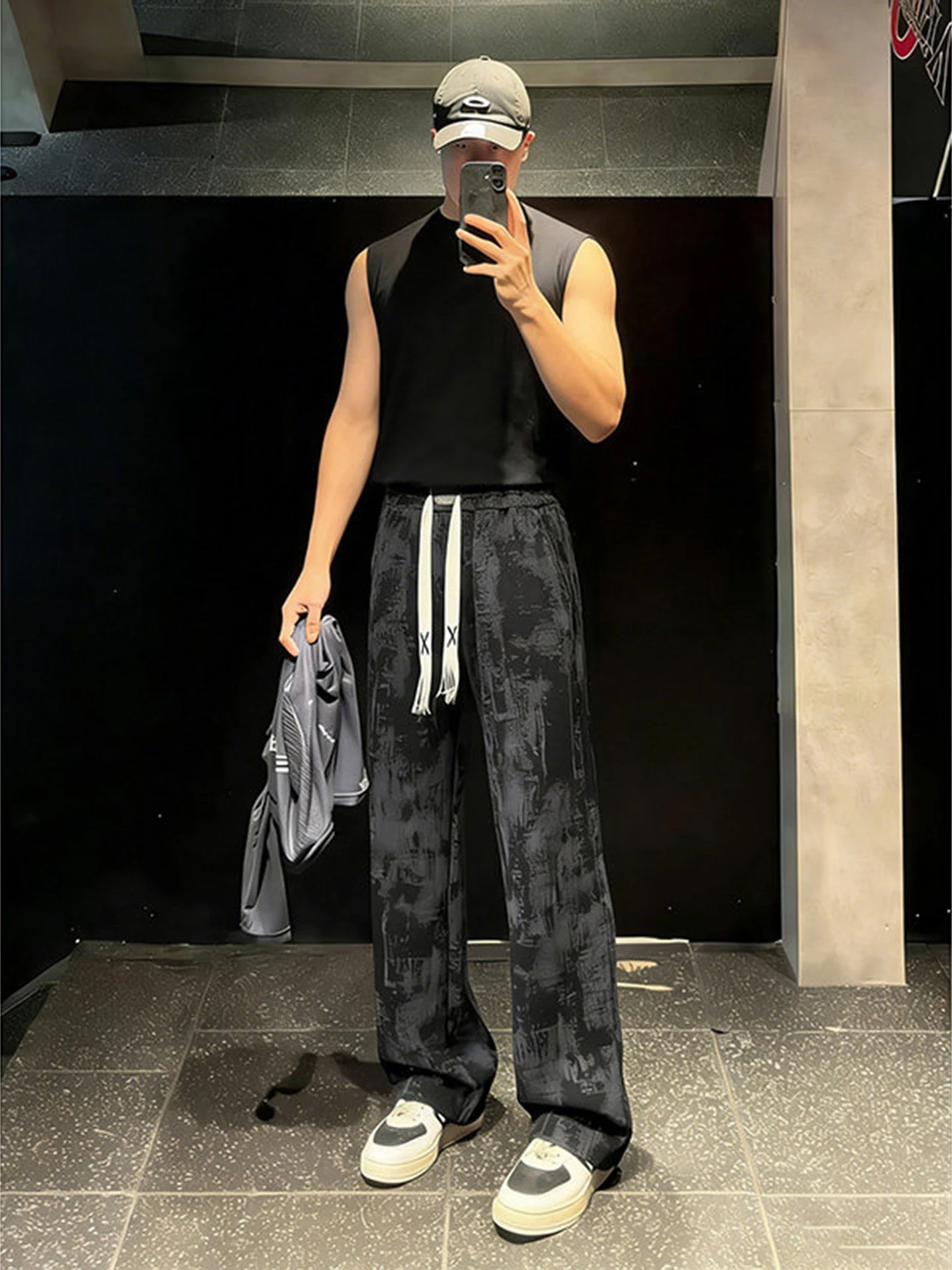 

Американские ретро-спортивные брюки из вельвета с эффектом тай-дай для мужчин, зимние утепленные прямые драпированные джоггеры, повседневные брюки