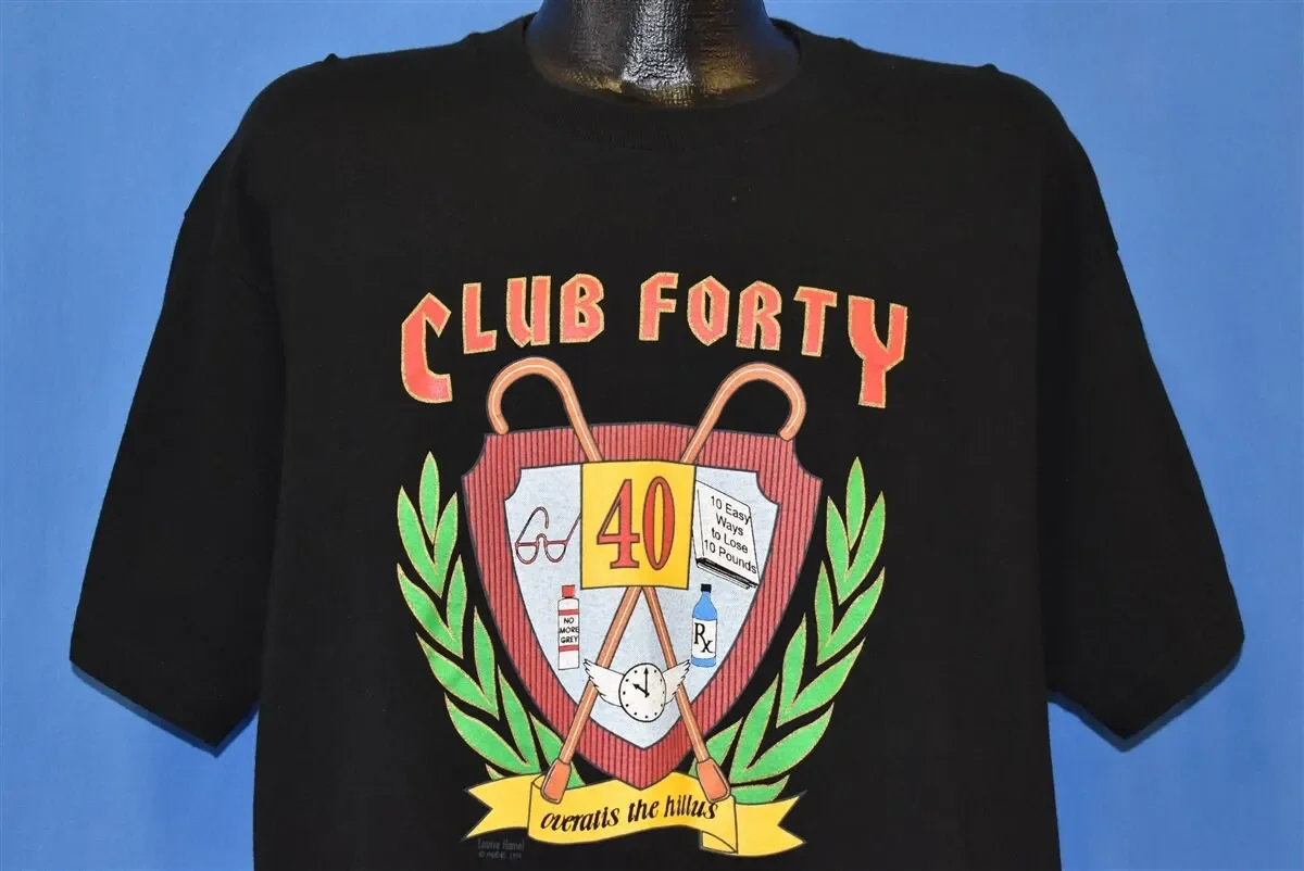 90er-Jahre Club Forty Spoof Latin Seal Over the Hill Overatis Hillus Geburtstag Lustiges T-Shirt Extra Large