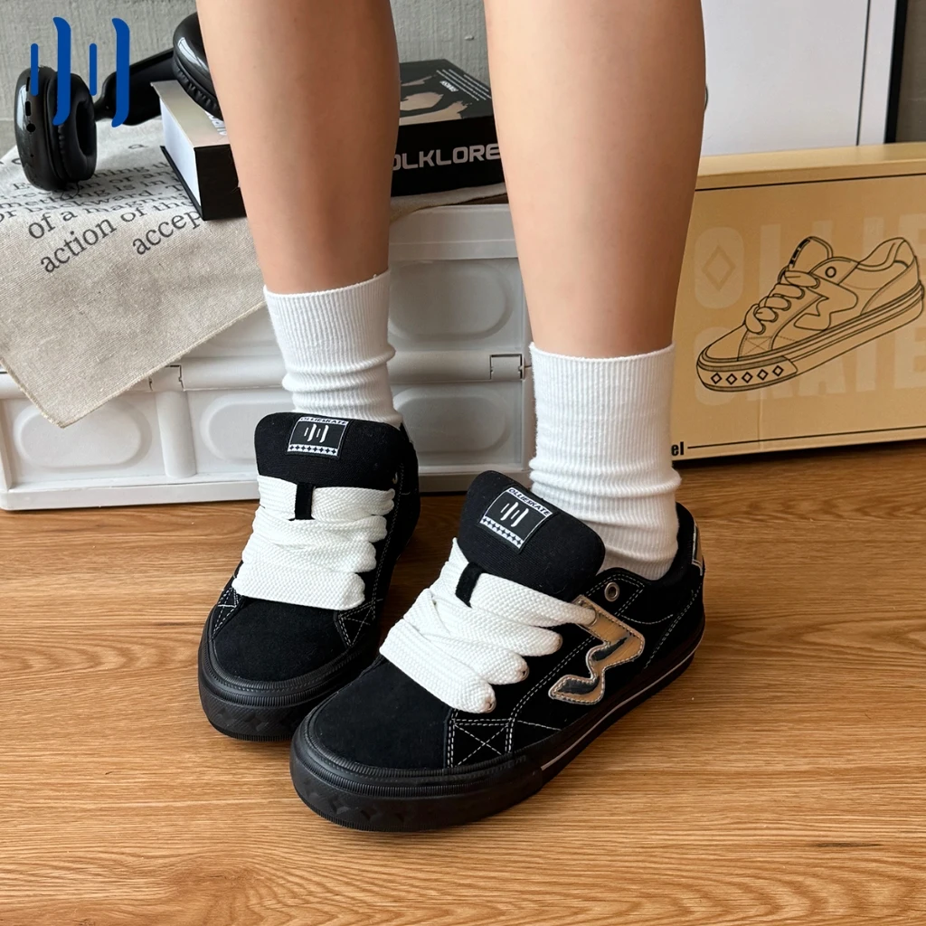 Ollieskate BAKE Series Black Silver Colorblock Soft Sole Low-top Sneakers for Men Women