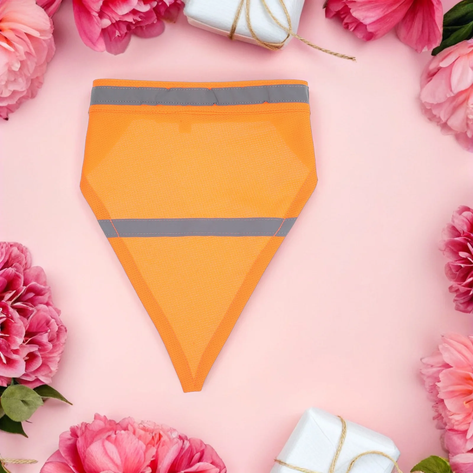 

2Pcs Reflective Pet Bandana Lightweight Triangle Scarf for Night Walking High Visibility Dog Bib 13-15Inch Neck Adjustable