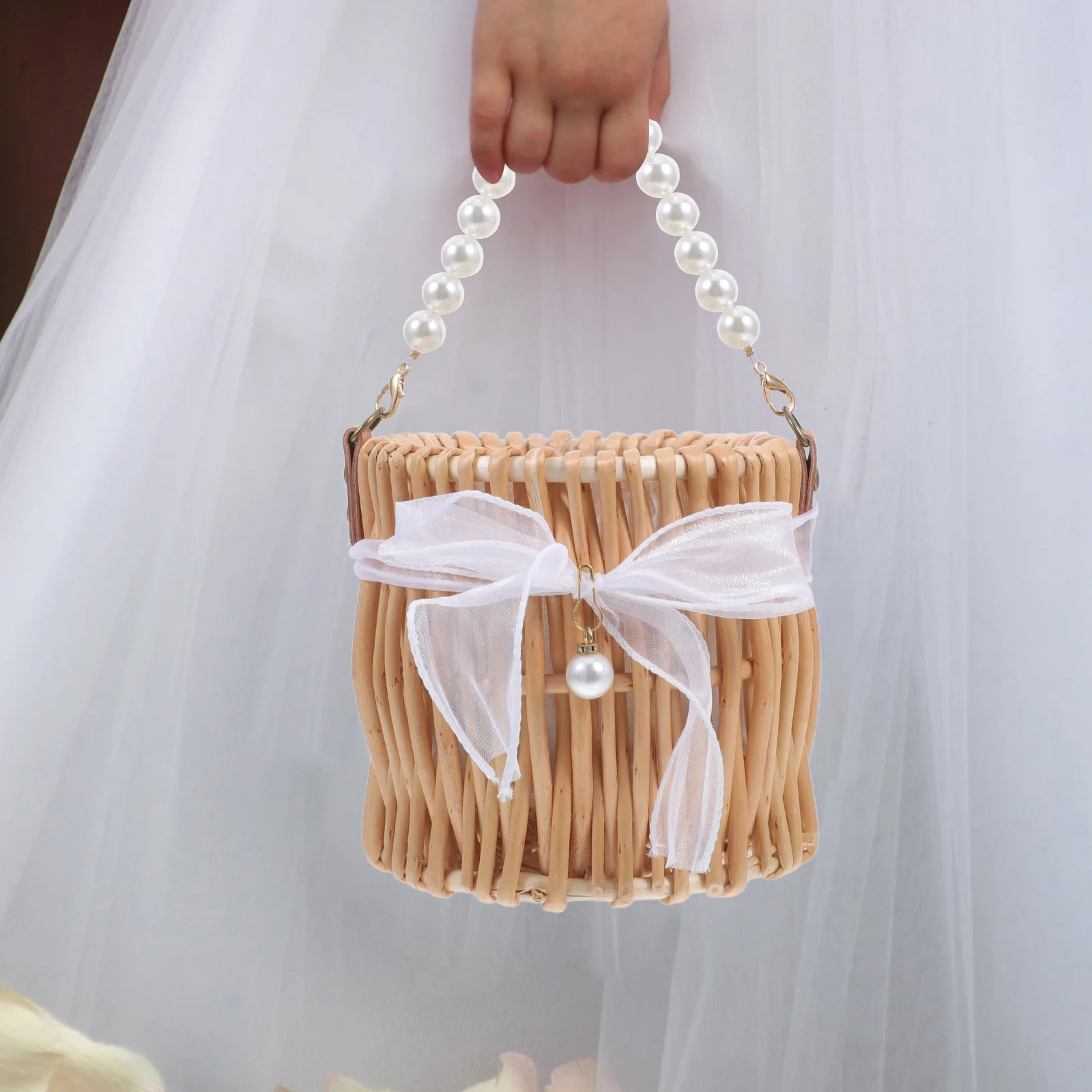 

Woven Storage Basket with Imitation Pearl Handle Multi-Function Fruit Vegetable Flower Basket for Picnic Home Decor Harvest