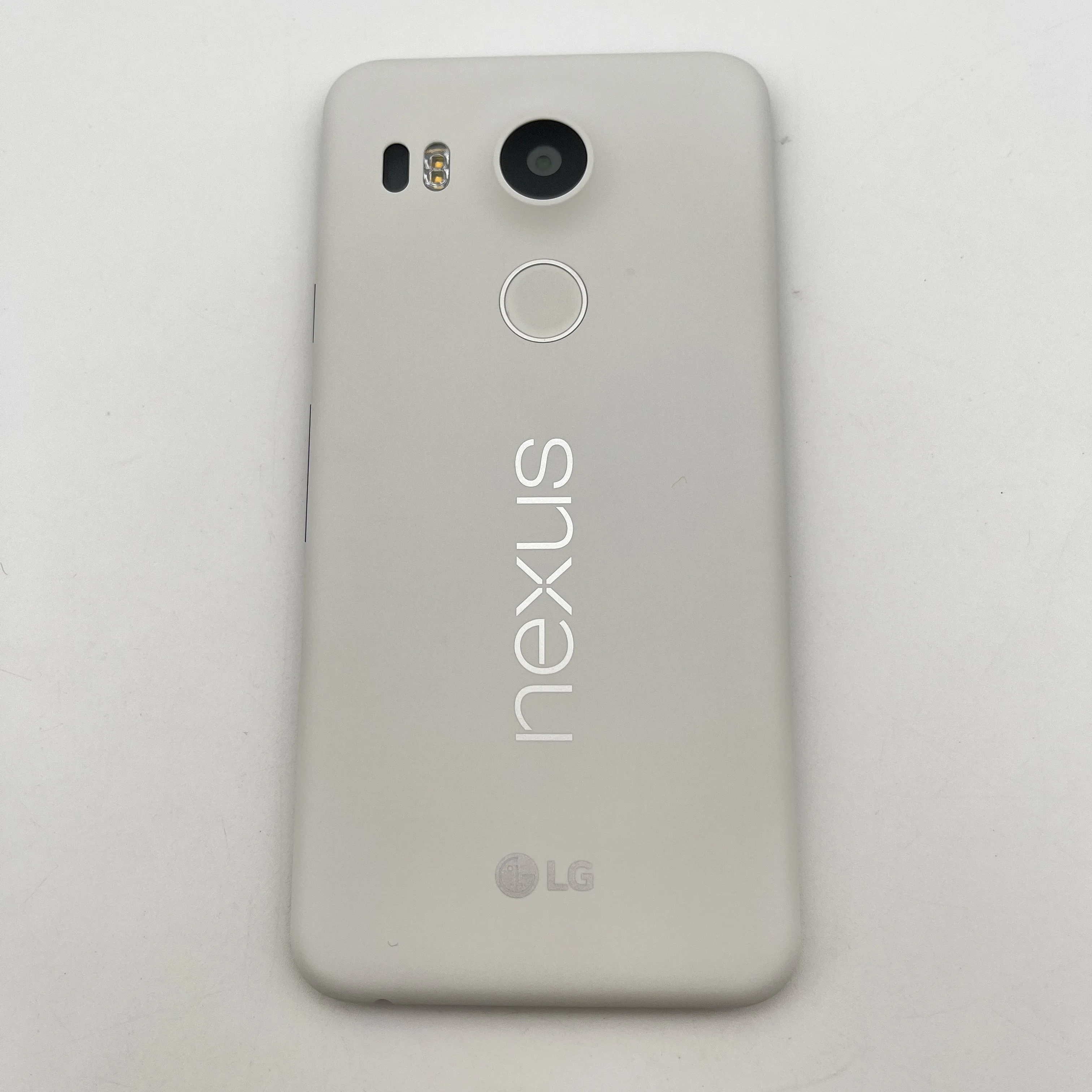 هاتف LG Nexus 5X الأصلي H790/H791 مفتوح مجدد بشريحت واحد 12 ميجابكسل 5.2 بوصة هاتف 4G بحالة جيدة