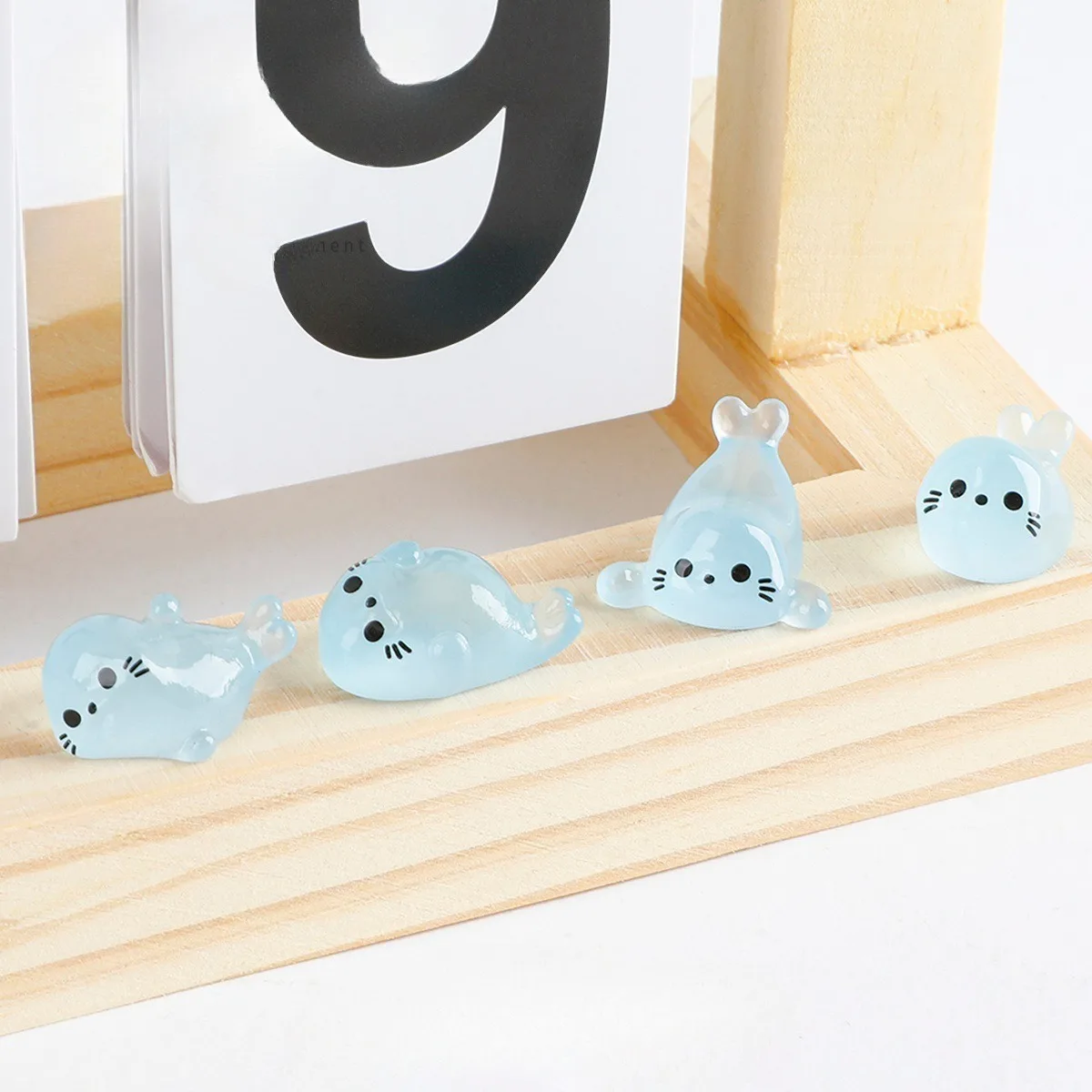Kawaii Luminous Mini Seal Pup Resin Figurines 10/20pc Set Marine Animal Ornaments Glow at Night for Fairy Garden DIY Accessories
