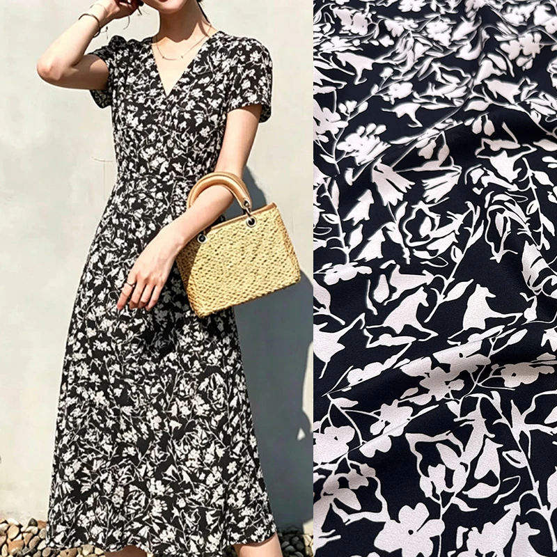 White Floral Printed Stretch Silk Crepe de Chine Fabric for DIY Sewing Summer Dress Pajamas Soft Black Silk Fabric FR7041