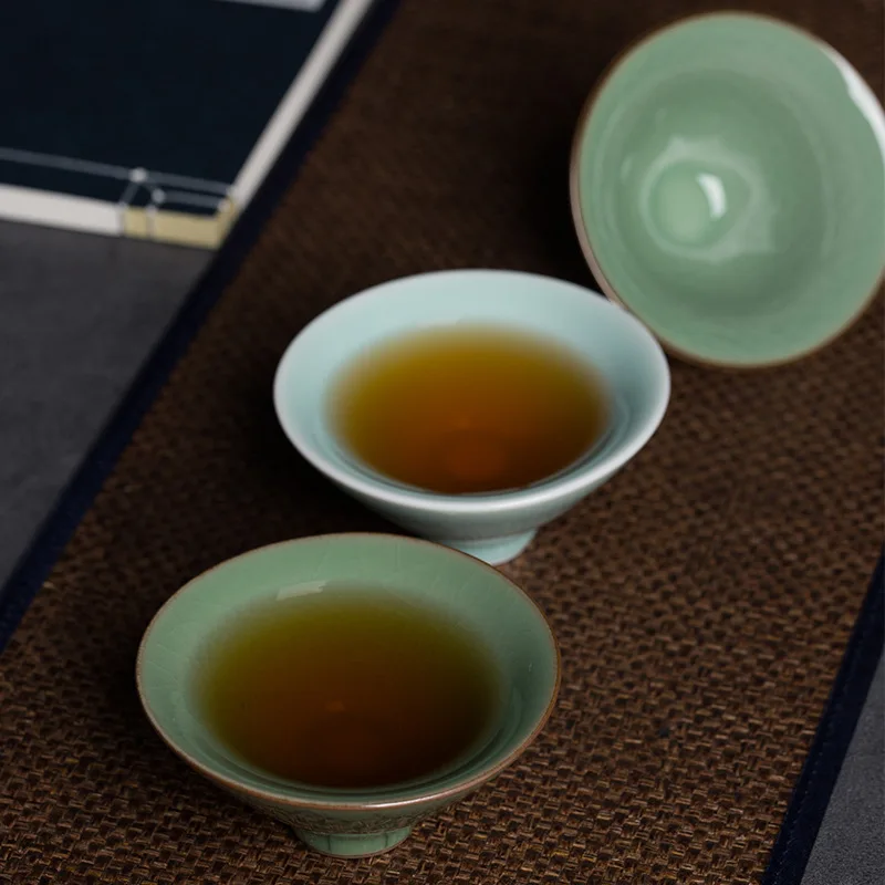 

Longquan Celadon Bamboo Hat Cup, Ceramic Master Cup, Tea Tasting Cup, Household Kung Fu Tea Cup, Single Cup