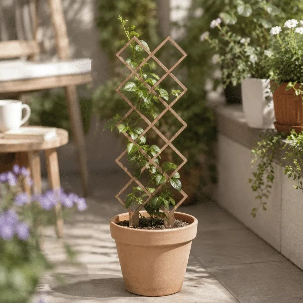 Wooden Garden Plant Trellis Hollow Out Climbing Stand Plant Trellis Frame Geometric Flowers Vine Plant Support Rack