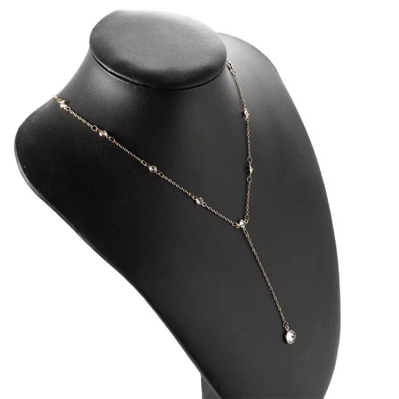 Europe And The United States Hot Fashion New Necklace Wild Crystal Gold Necklace Clavicle Chain Ladies Necklace Wholesale