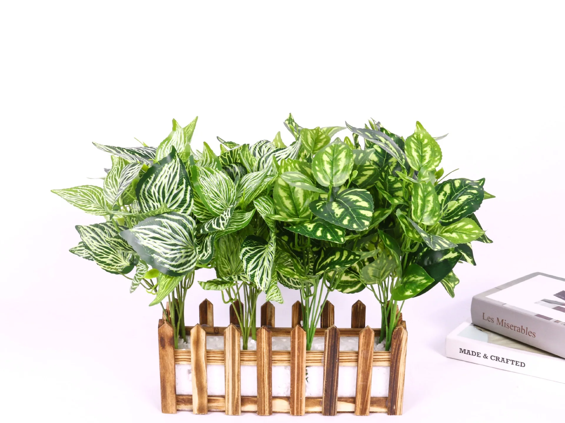 

3pcsArtificialTropical Palm Plants Leaves Jungle Party Decor Summer Hawaiian Luau Table Arrange Wedding Birthday Home Fake Plant