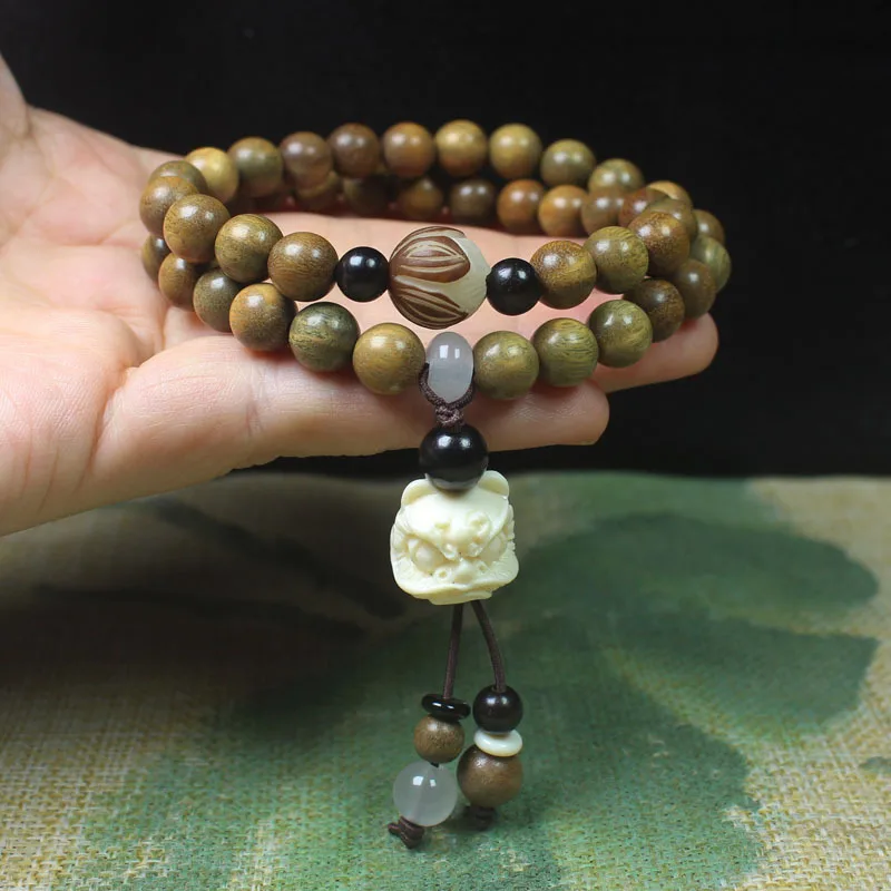Green Sandalwood Double-Loop Bracelet with Lion Dance Pendant, Women's Collectible Buddhist Prayer Beads