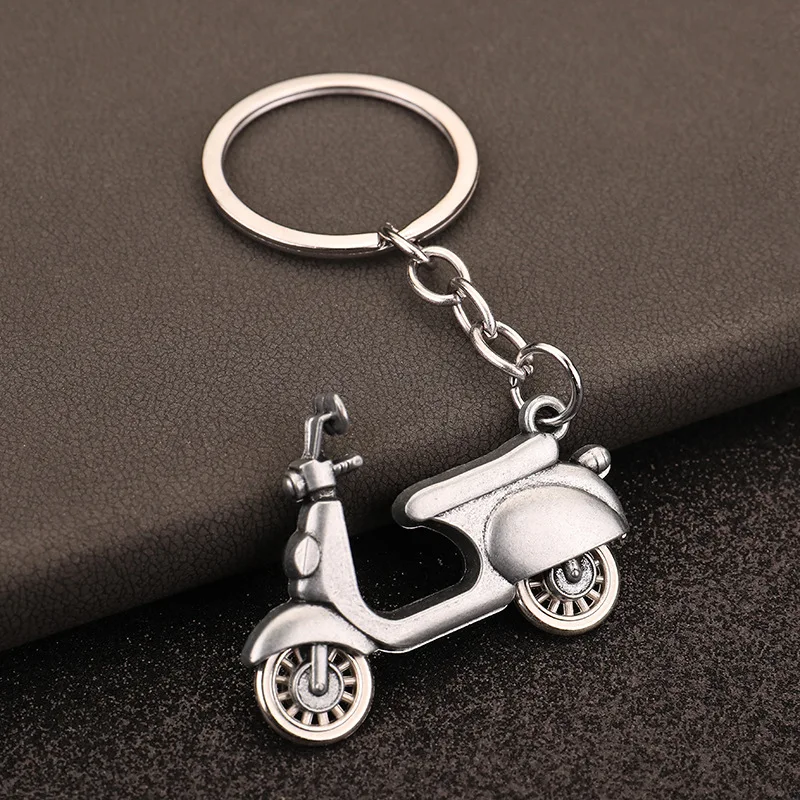 2024 Creative Metal Scooter Keychain Personalized Cool Small Battery Pendant Mini Keychain Pendant