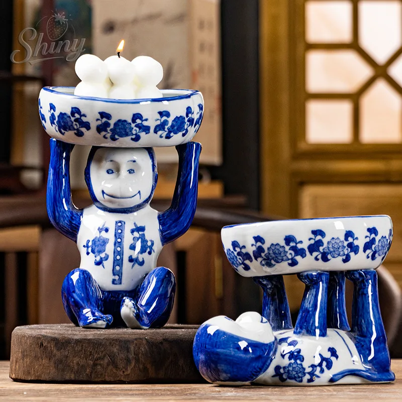 

Ceramic Candle Holder Ornament Blue and White Porcelain Candle Holder Fun and Creative Chinese-style Ceramic Monkey