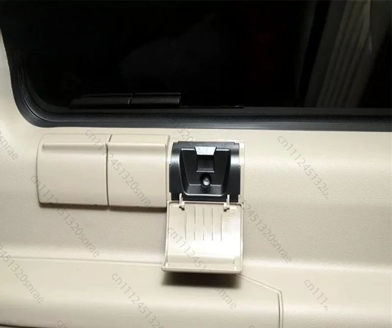 

Car Ashtray, Rear Ashtray, Ashtray, Ashtray Suitable