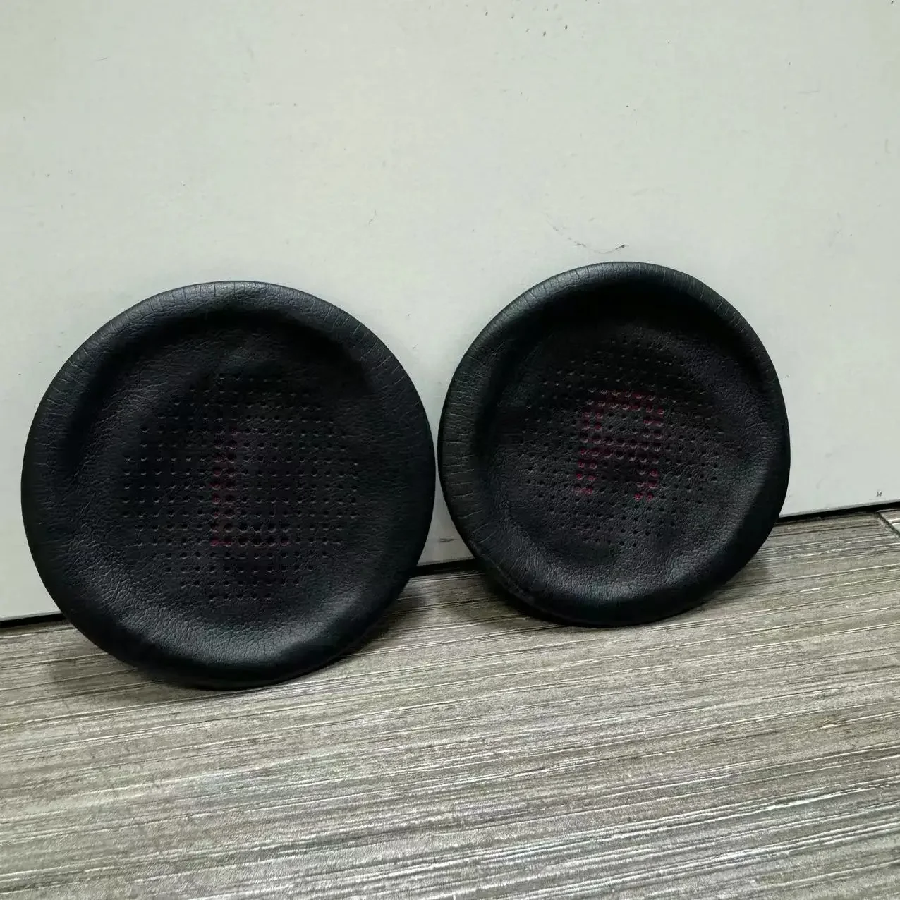 

For Plantronics Voyager Focus UC B825 Blackwire 5220/ 5210, Backbeat Sense Traffic Headphones Memory Foam Cushions High Quality