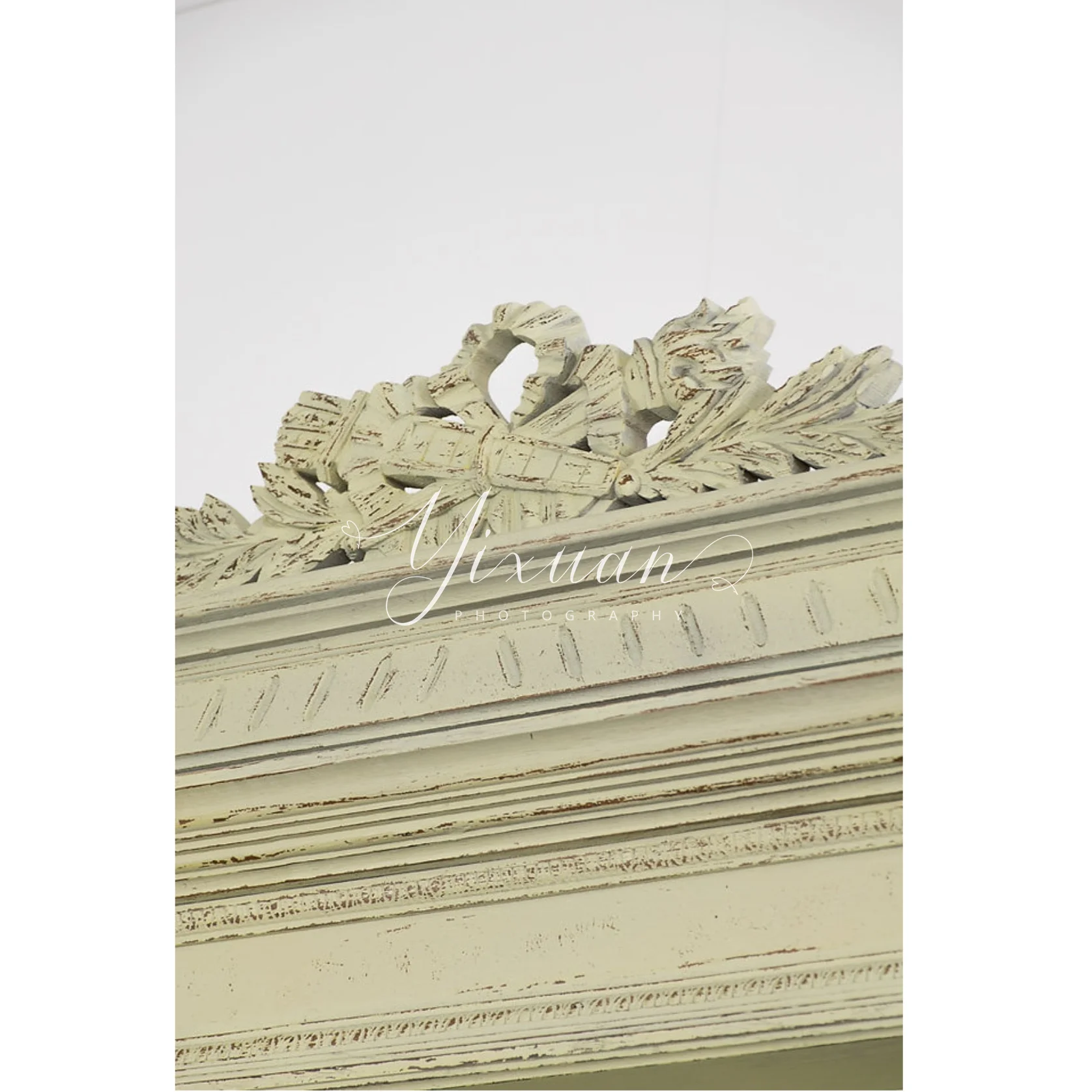 Armario antiguo tallado de madera maciza retro rococó americano