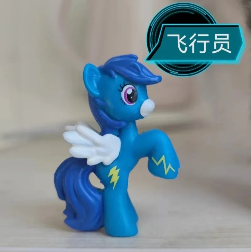 ของเล่นโมเดลจิ๋วใสจากซีรีส์มายลิตเติ้ลพอนี่ของแท้จาก Hasbro ขนาด 4.5 ซม. ตัวละครอื่นๆ จากซีรีส์มายลิตเติลพอนี่ดั้งเดิม