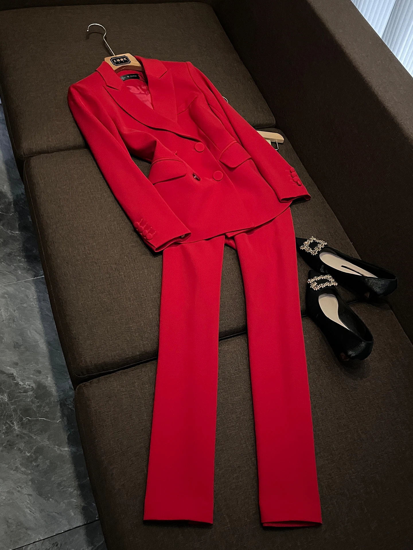 

2026 New Fashion Red Hostess Professional Suit Women's High End Commute Art Exam Clothing Career Set Long Sleeve Long Pants