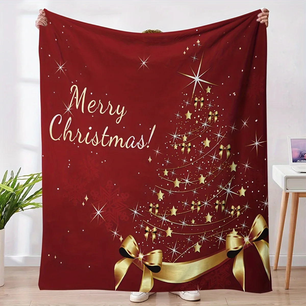 Christmas Tree and Golden Stars Print Flannel Throw Blanket, Red Fleece Shawl for Sofa, Bed, Office, Travel, Camping - Soft and